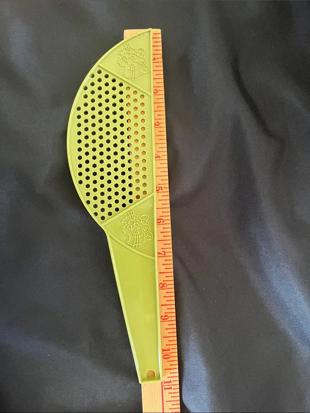 Vtg ESSO Exxon TONY THE TIGER Pot Strainer AVOCADO GREEN Plastic MCM Advertising